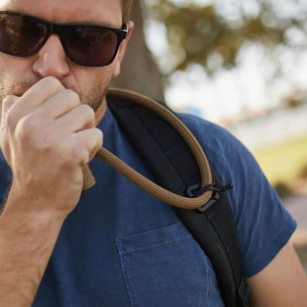 Bladder Hose Retainer